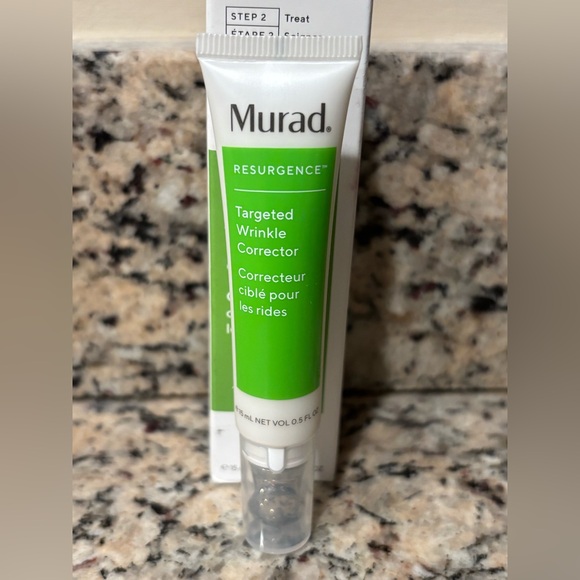 Murad Resurgence Targeted Wrinkle Corrector 0.5 Fl Oz - Picture 4 of 5